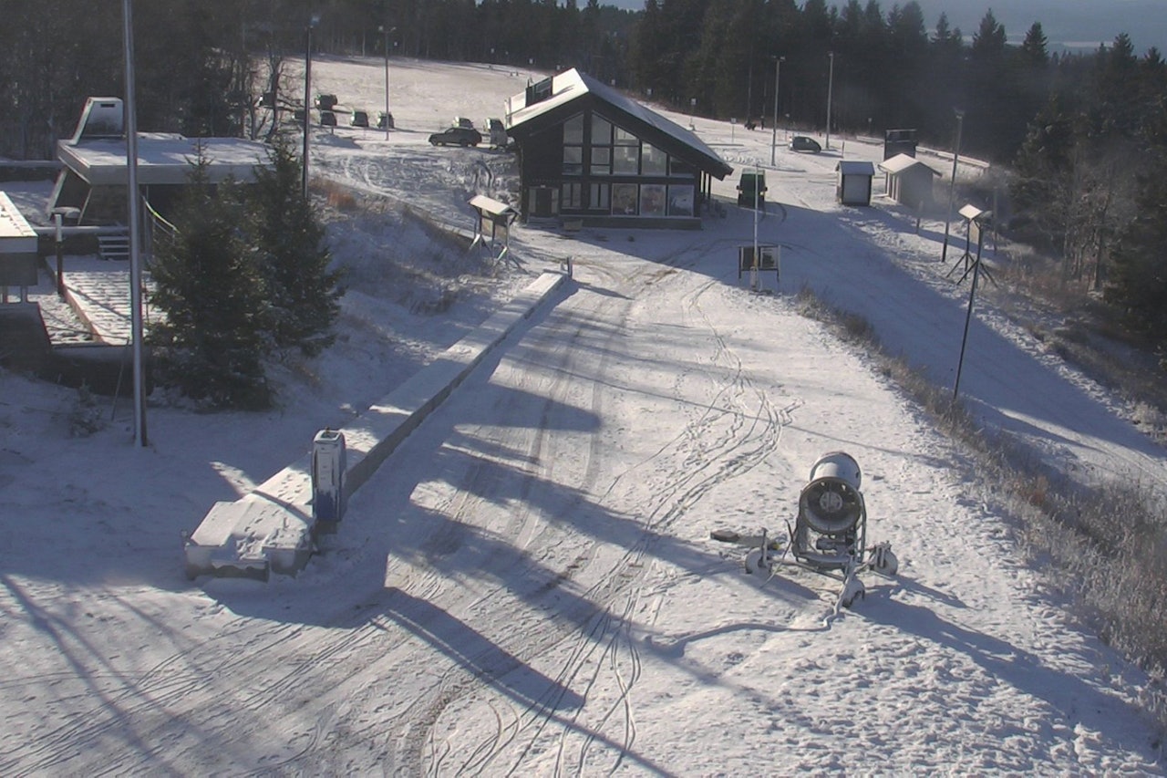 TRYVANN: Slik så det ut på Tryvann onsdag formiddag. Foto: Webkamera