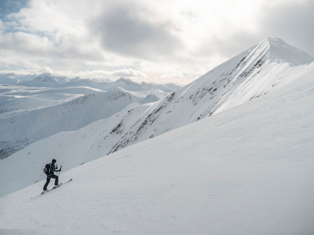 FINT: Konkurransen går i flotte omgivelser i Nordland. Foto: Timme Ellingjord FINT: Konkurransen går i flotte omgivelser i Nordland. Foto: Timme Ellingjord