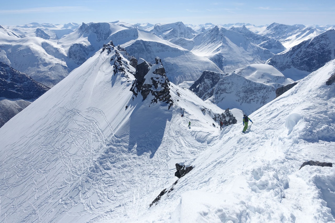 SKJERVAN ER MED: Lofoten og Romsdal – inkludert den flotte turen til Skjervan (bildet) er med i NVEs nye kart med KAST integrert i kartet. Foto: Tore Meirik 