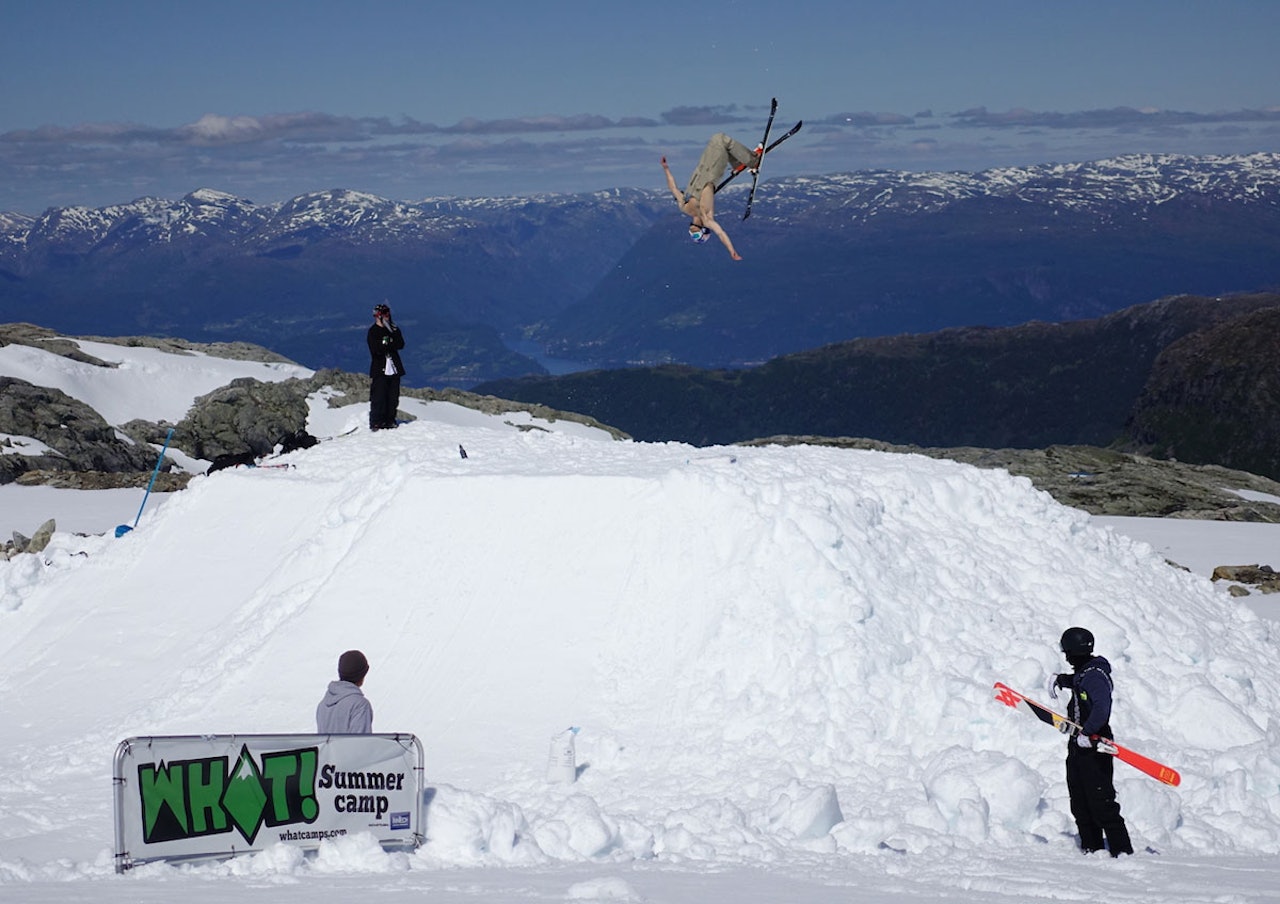 COACH: Oscar Wester er blant coachene som er klare til årets What!-camp på Folgefonna. Foto: Emil Granbom COACH: Oscar Wester er blant coachene som er klare til årets What!-camp på Folgefonna. Foto: Emil Granbom