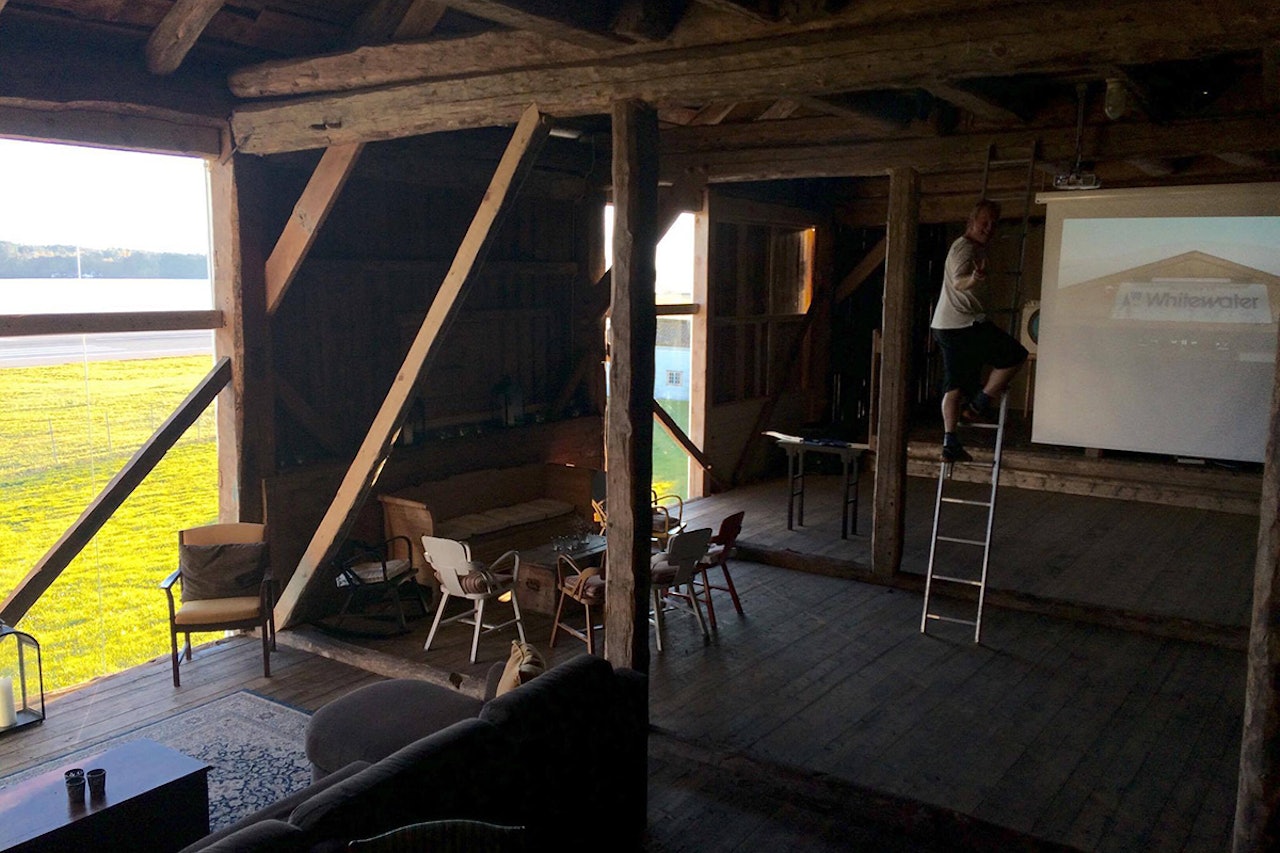 FILM TOUR: Her rigges det til skifilm. Foto: Asbjørn Eggebø Næss FILM TOUR: Her rigges det til skifilm. Foto: Asbjørn Eggebø Næss