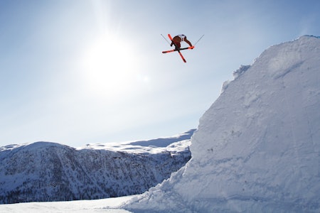 STERKE FREESTYLETRADISJONER: Kulekjøring har stått sterkt i Voss i mange år, og de siste årene har Myrkdalen arrangert flere, store mesterskap i big air og slopestyle. Her fra VM i 2013. Nå snakkes det om OL på Vestlandet. Foto: Tore Meirik STERKE FREESTYLETRADISJONER: Kulekjøring har stått sterkt i Voss i mange år, og de siste årene har Myrkdalen arrangert flere, store mesterskap i big air og slopestyle. Her fra VM i 2013. Nå snakkes det om OL på Vestlandet. Foto: Tore Meirik