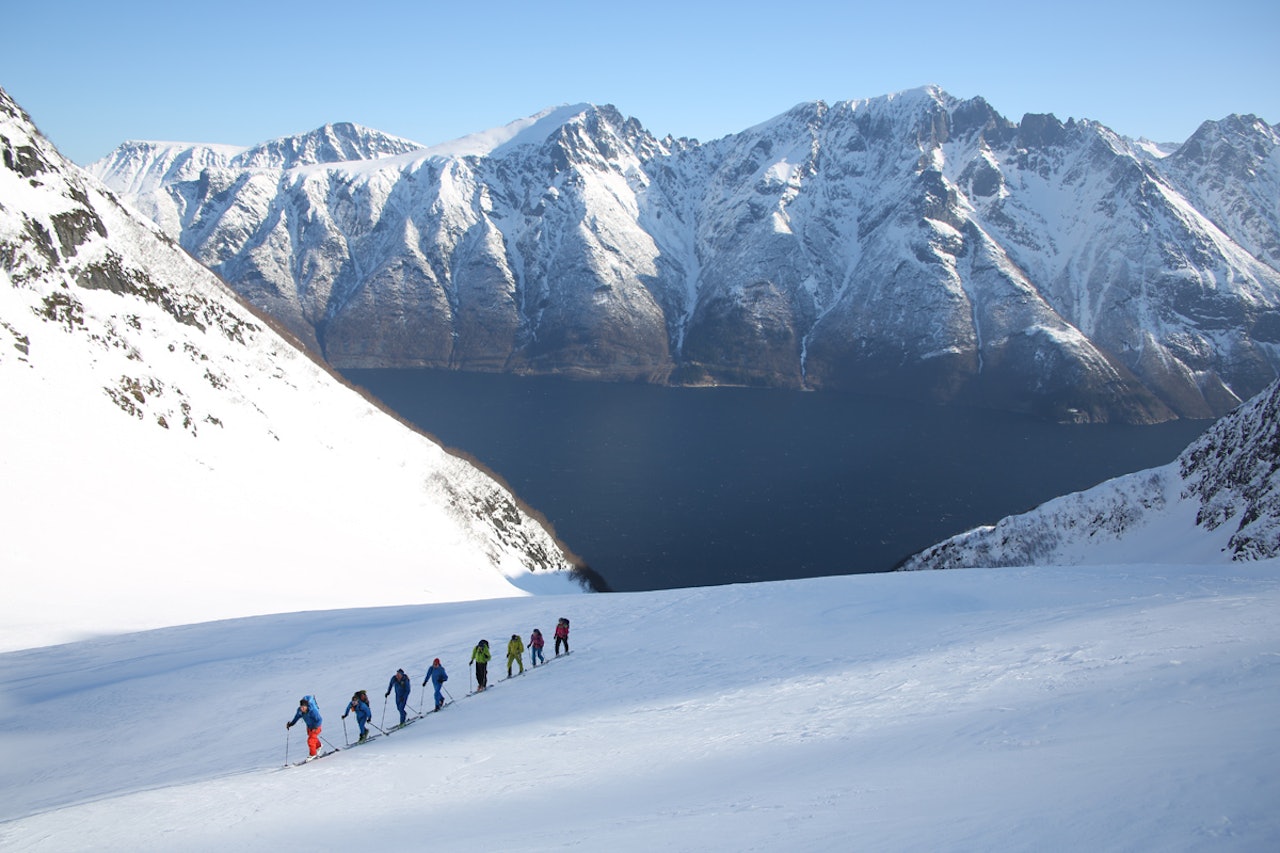 POPULÆRT: High camp Sunnmøre ble utsolgt på 17 minutter i fjor. Nå er salget av billetter til årets festival åpnet. Foto: High Camp POPULÆRT: High camp Sunnmøre ble utsolgt på 17 minutter i fjor. Nå er salget av billetter til årets festival åpnet. Foto: High Camp