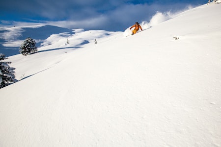 Toppflankane på Heggmyrane er opne og snøsikre. Foto: Christian Nerdrum. / Toppturar i Sogn