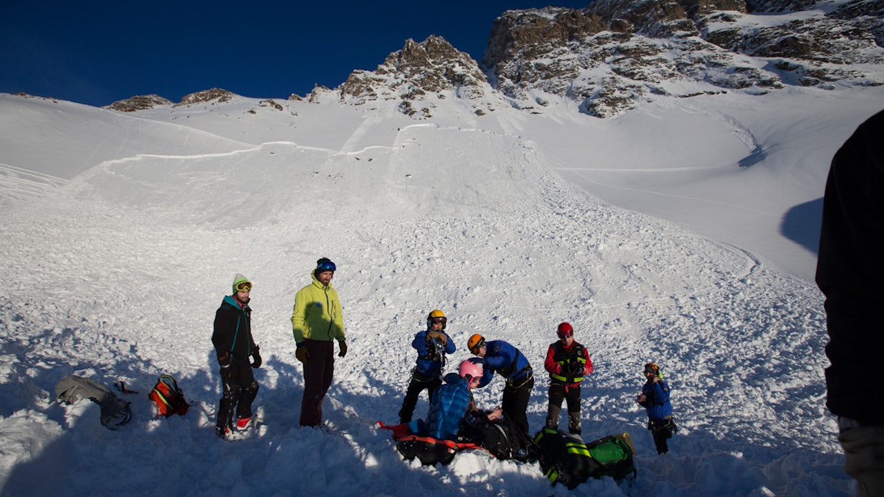 SKREMMENDE HISTORIE: Skifotograf Thomas Kleiven forteller om da han nesten døde i snøskred i Frankrike. Historien får du i forbindelse med NVEs skredkveld i Oslo. Foto: Privat SKREMMENDE HISTORIE: Skifotograf Thomas Kleiven forteller om da han nesten døde i snøskred i Frankrike. Historien får du i forbindelse med NVEs skredkveld i Oslo. Foto: Privat
