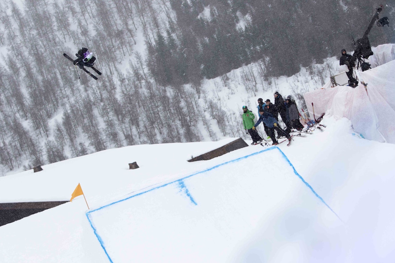 TRIPPEL RUUD: Birk Ruud var suveren i dagens renn i Myrkdalen. Bildet er fra gårsdagens renn på samme sted. Bilde: Cristopher Frankum/Skiforbundet TRIPPEL RUUD: Birk Ruud var suveren i dagens renn i Myrkdalen. Bildet er fra gårsdagens renn på samme sted. Bilde: Cristopher Frankum/Skiforbundet