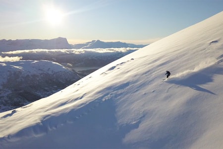 TIDENES BESTE?: Det er masse snø og utrolig gode forhold i Harpefossen skisenter. Foto: Martin Leite Gilleshammer TIDENES BESTE?: Det er masse snø og utrolig gode forhold i Harpefossen skisenter. Foto: Martin Leite Gilleshammer