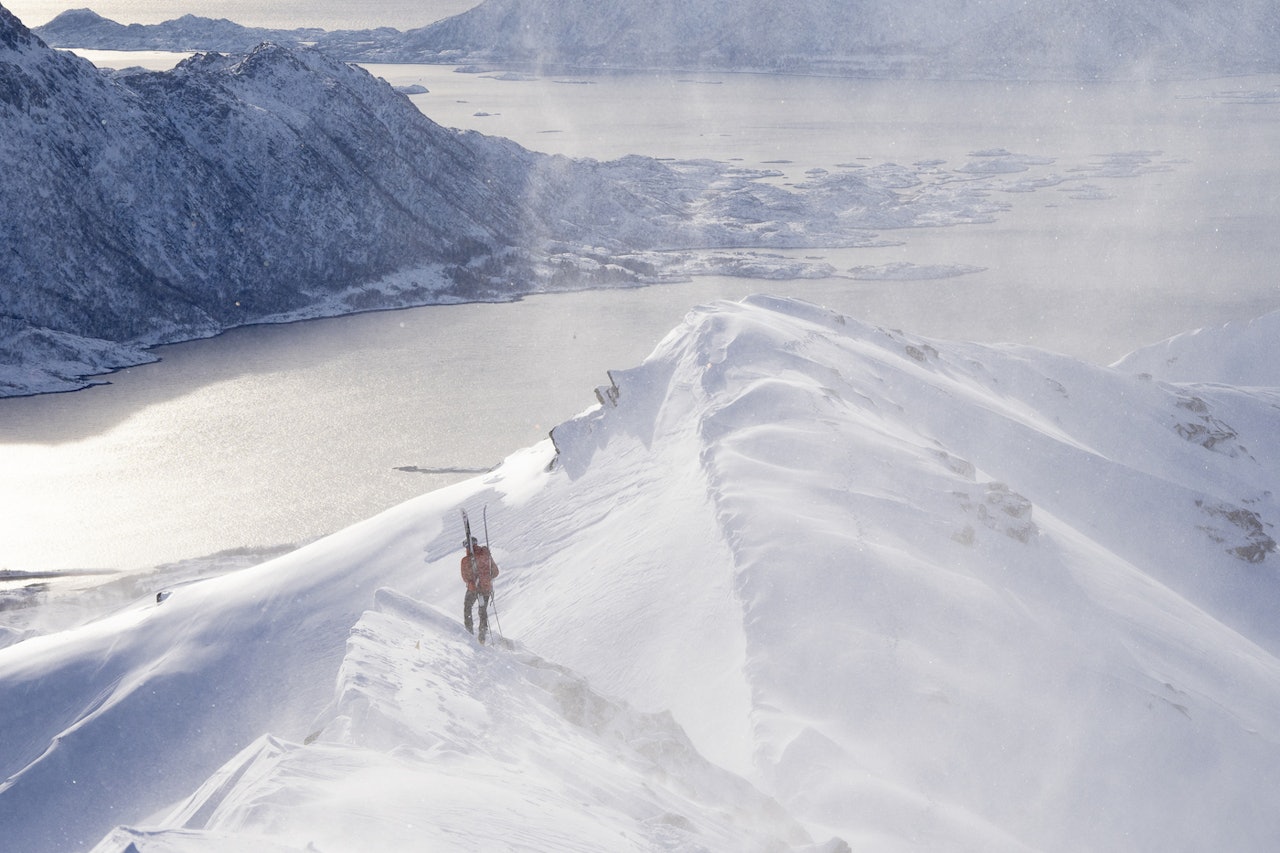 Hallvard Schjølberg utklasset konkurrentene på lørdagens lange løype i Lofoten Skimo 2019. Foto: Kristin Folsland Olsen Hallvard Schjølberg utklasset konkurrentene på lørdagens lange løype i Lofoten Skimo 2019. Foto: Kristin Folsland Olsen