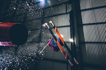 LIVET ER BEST INNE: I hvert fall når det er en drøss rails og jibs med tak over og vegger rundt. Foto: Daniel Ahlgren LIVET ER BEST INNE: I hvert fall når det er en drøss rails og jibs med tak over og vegger rundt. Foto: Daniel Ahlgren