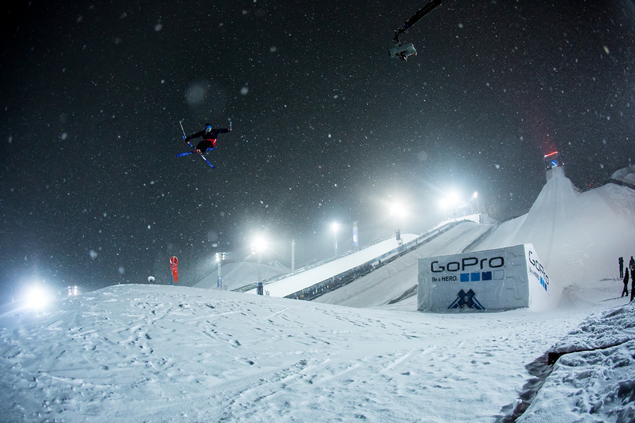BIG AIR: Nå får kvinnene konkurrere i Big Air. Her er Bobby Brown fra fjorårets X Games-finale i Big Air. Foto: Pete Demos BIG AIR: Nå får kvinnene konkurrere i Big Air. Her er Bobby Brown fra fjorårets X Games-finale i Big Air. Foto: Pete Demos