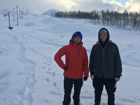 PARKBYGGJARANE: Clint Butcher og Lukas Vesely skal bygge park på Vierli i vinter.