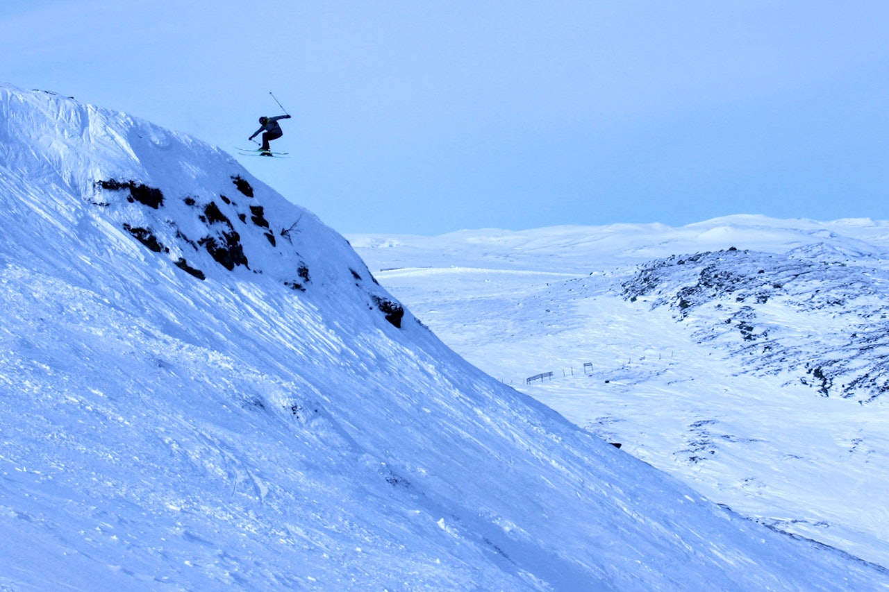 TRESEKSTI PÅ FØRSTE SKAVL: Dette KAN være vinneren, Stinius Hoseth Skjøtskift, sin 360 på den øverste skavlen, men det kan være noen andre også. TRESEKSTI PÅ FØRSTE SKAVL: Dette KAN være vinneren, Stinius Hoseth Skjøtskift, sin 360 på den øverste skavlen, men det kan være noen andre også.