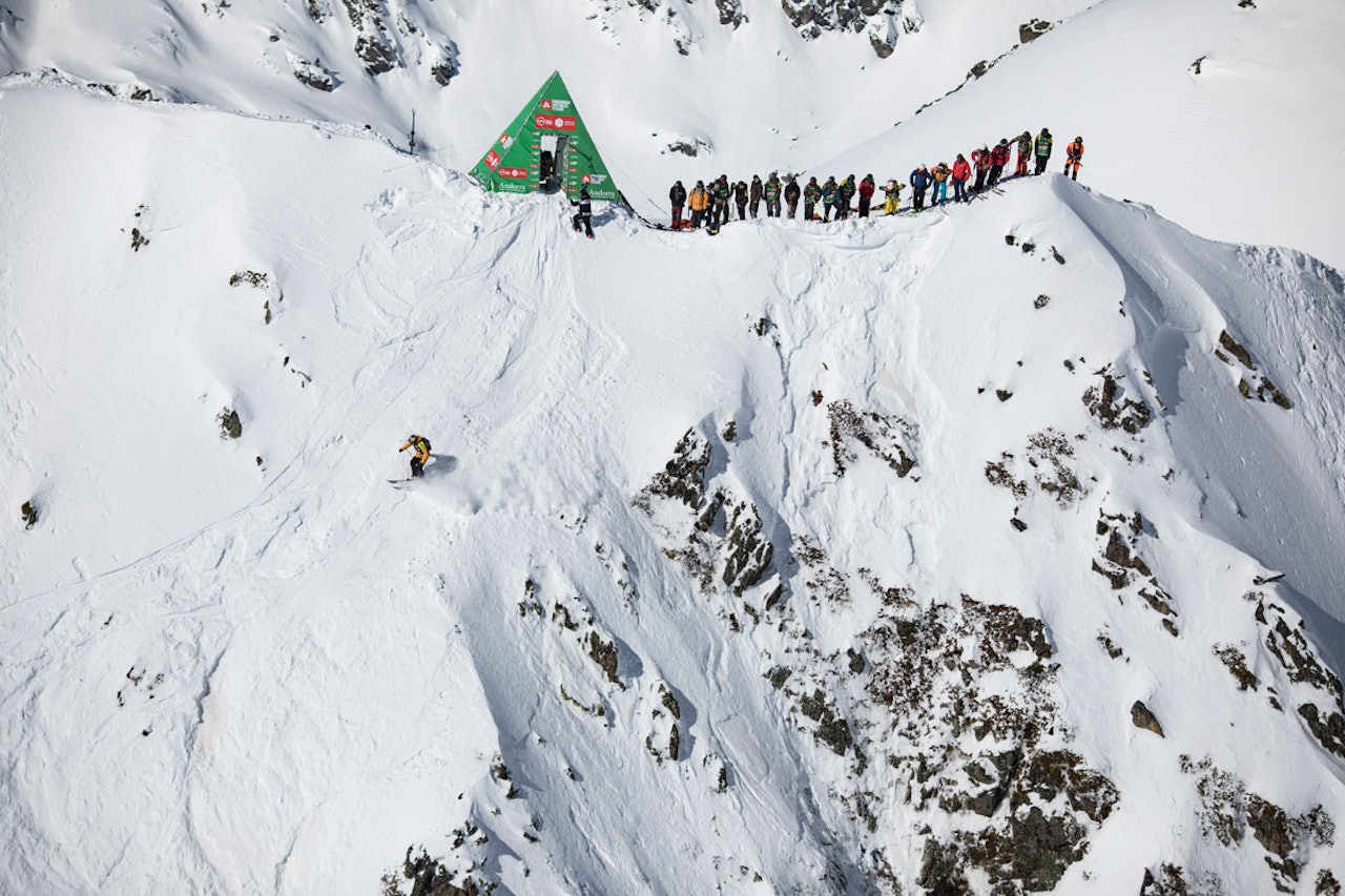 PRØVER IGJEN: FWT-sirkuset satser på å gjennomføre fjerde og nest siste runde i Andorra torsdag. Foto: Dom Daher PRØVER IGJEN: FWT-sirkuset satser på å gjennomføre fjerde og nest siste runde i Andorra torsdag. Foto: Dom Daher