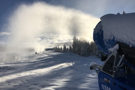 FOR VARMT: Hafjell har lagt en del snø, og skulle etter planen åpne førstkommende helg. Men mildvær har satt kjepper i hjulene for åpningen. 