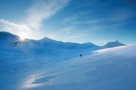 På veg mot Puttegga ein kald vinterdag. Foto: Johan Kistrand.