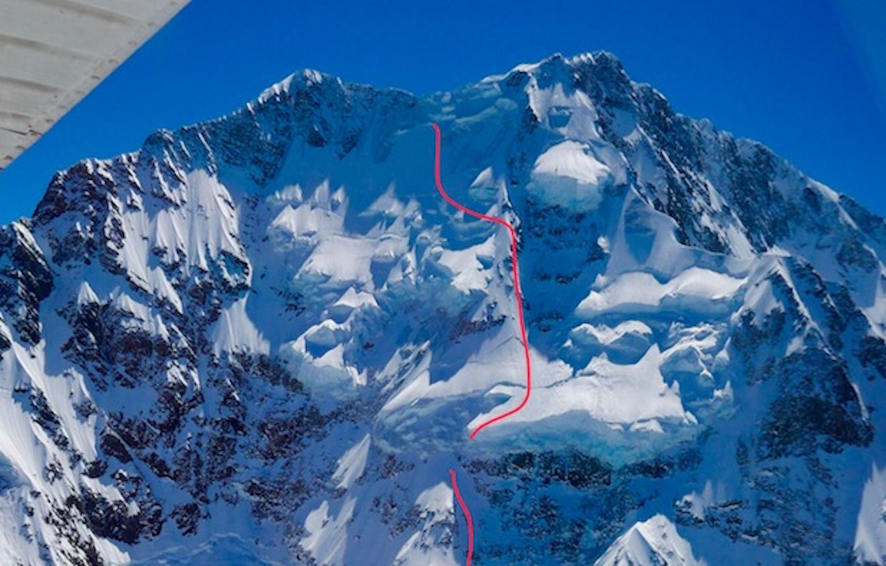 DETTE ER BARE STARTEN: Her er linja førstenedkjørerne tok på Caroline Face. Tegning: Tom Grant. Bilde: Enrico Mosetti DETTE ER BARE STARTEN: Her er linja førstenedkjørerne tok på Caroline Face. Tegning: Tom Grant. Bilde: Enrico Mosetti