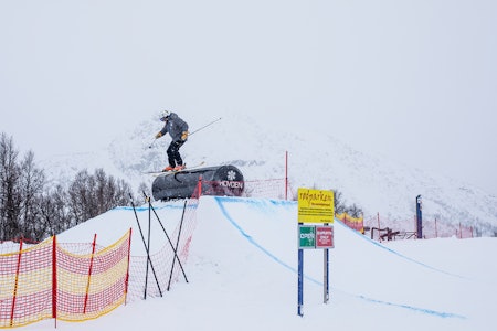 HINDER: Nå er hinderet enda vanskeligere. Foto: Martin Nilsson HINDER: Nå er hinderet enda vanskeligere. Foto: Martin Nilsson