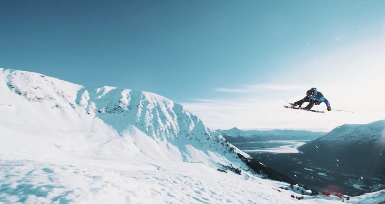 I GODT SELSKAP: Robert Ruud fra Hallingdal i aksjon i selveste Alaska. I GODT SELSKAP: Robert Ruud fra Hallingdal i aksjon i selveste Alaska.