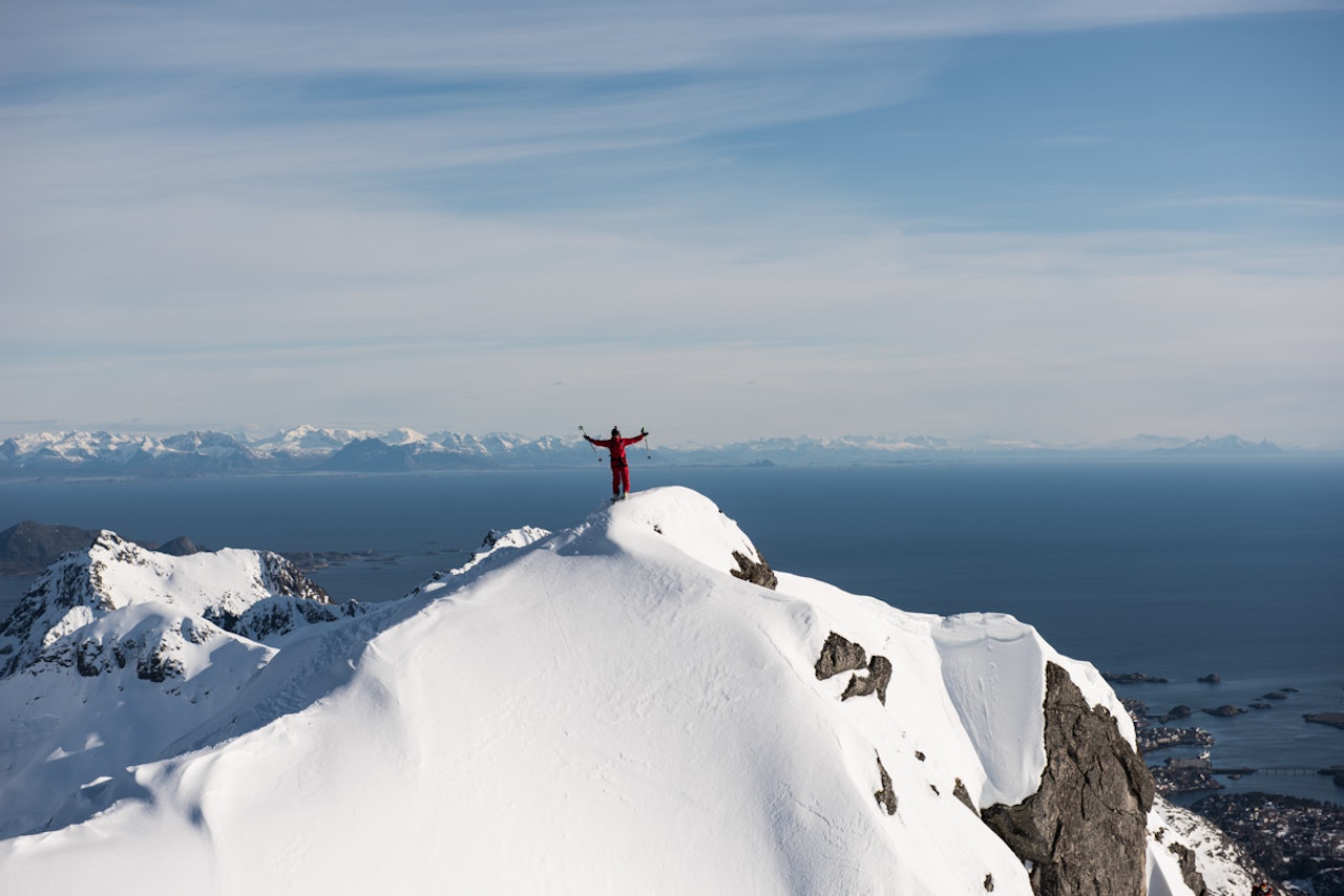 LOFOTEN: Se Seb Michaud, Nico Zacek og Greg Hill i Lofoten. Foto: GORE-TEX / Manuel Ferrigato LOFOTEN: Se Seb Michaud, Nico Zacek og Greg Hill i Lofoten. Foto: GORE-TEX / Manuel Ferrigato