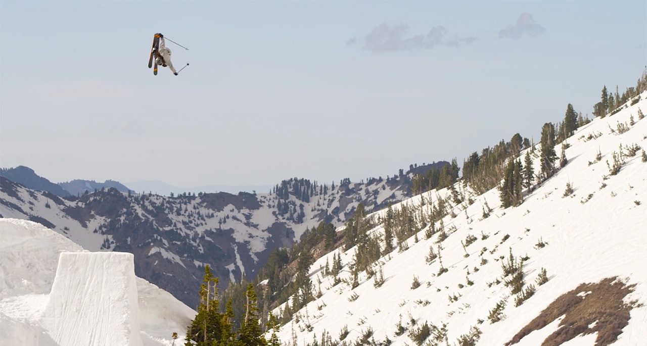 TYPISK LEVEL1: Som vanlig er gjengen i Level1 ute med en dritfet trailer. La oss håpe filmen blir like rå. TYPISK LEVEL1: Som vanlig er gjengen i Level1 ute med en dritfet trailer. La oss håpe filmen blir like rå.