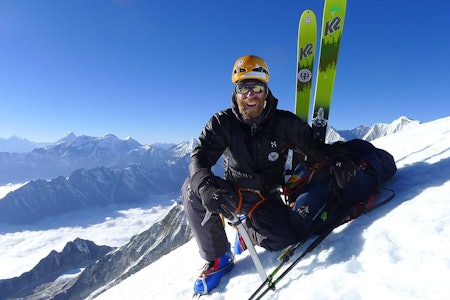 VEGLEDERSJEF: Jørgen Aamot, her på ekspedisjon i Himalaya, skal være med på å plukke ut de 12 som starter på skiguideutdanning denne uka. Foto: Robert Caspersen/MAM. 