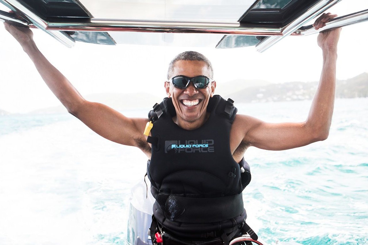 KITING: Se Obama lære seg å kite. Foto: Jack Brockway / Virgin