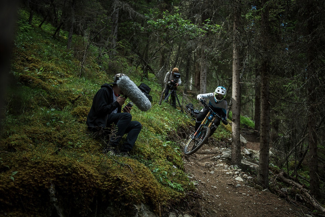 BESTE FILM: Det holdt med en eneste syklist for å dra hjem seieren til Blur Media-gjengen. Foto: Vegard Breie