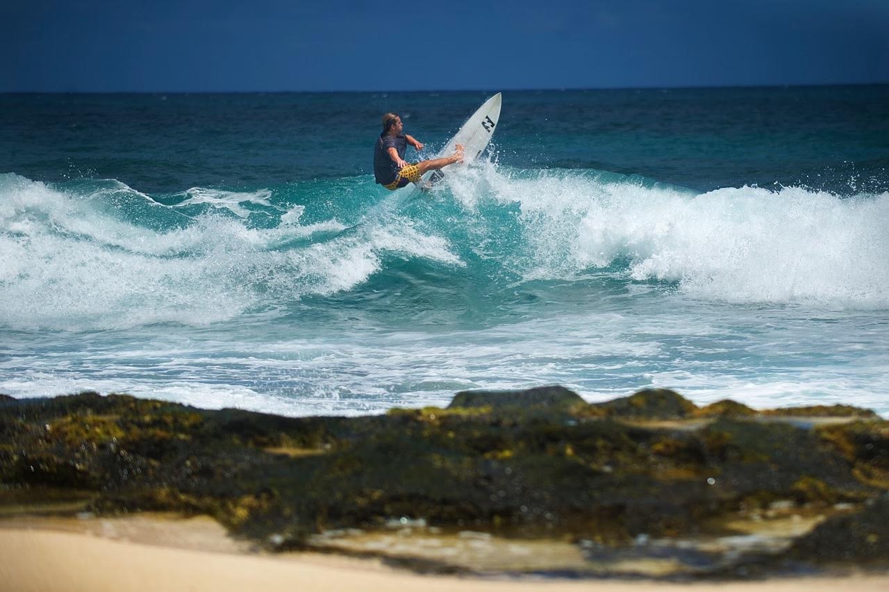 Rocky point, Northshore . Foto: Emil Sollie Rocky point, Northshore . Foto: Emil Sollie
