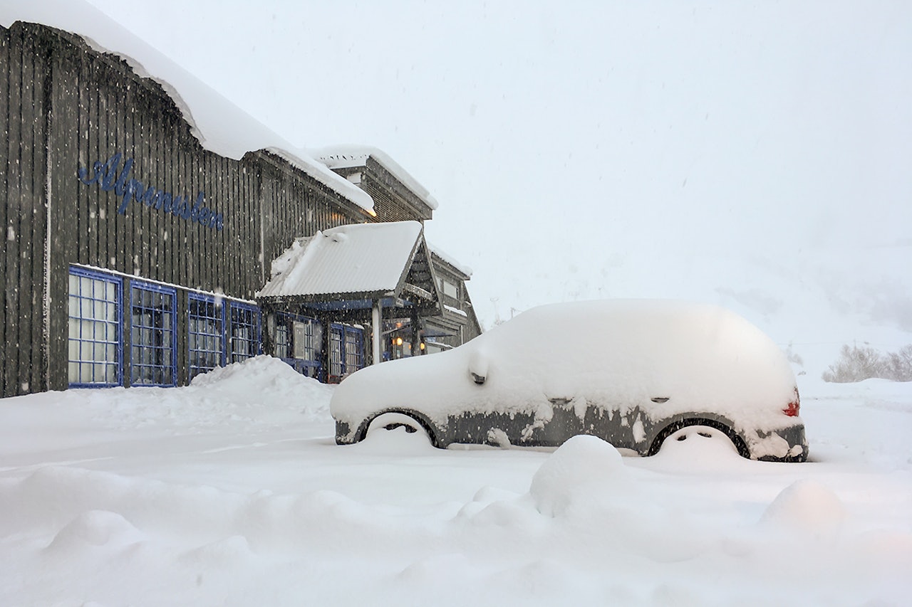 LAVER NED: Eikedalen har fått gode mengder snø det siste døgnet. Foto: Jan Petter Svendal / Eikedalen skisenter LAVER NED: Eikedalen har fått gode mengder snø det siste døgnet. Foto: Jan Petter Svendal / Eikedalen skisenter