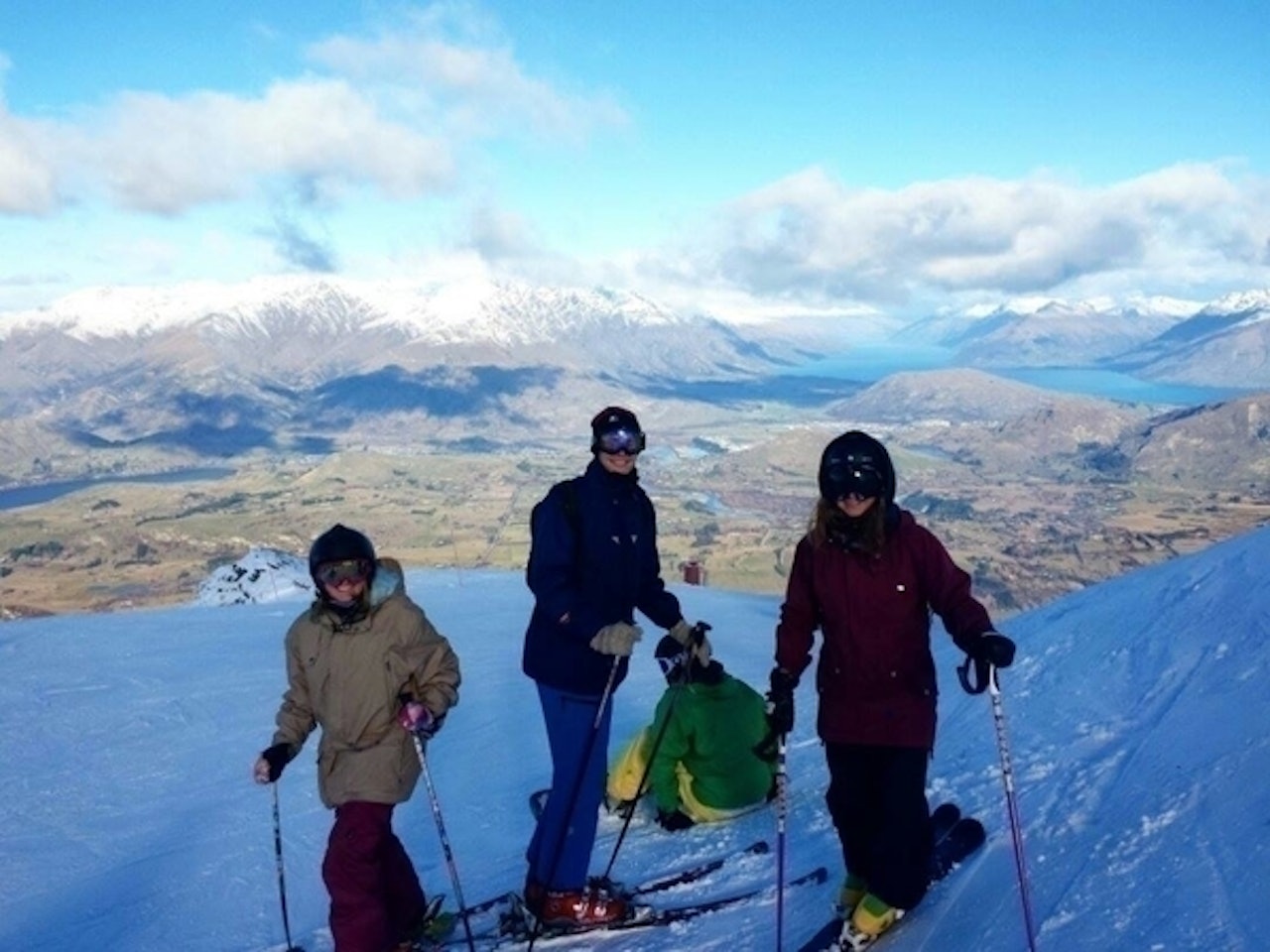 PÅ SKI: Mary Birkeland har kommet seg på ski i New Zealand. Høysesongen er likevel et lite stykke unna. Foto: Privat