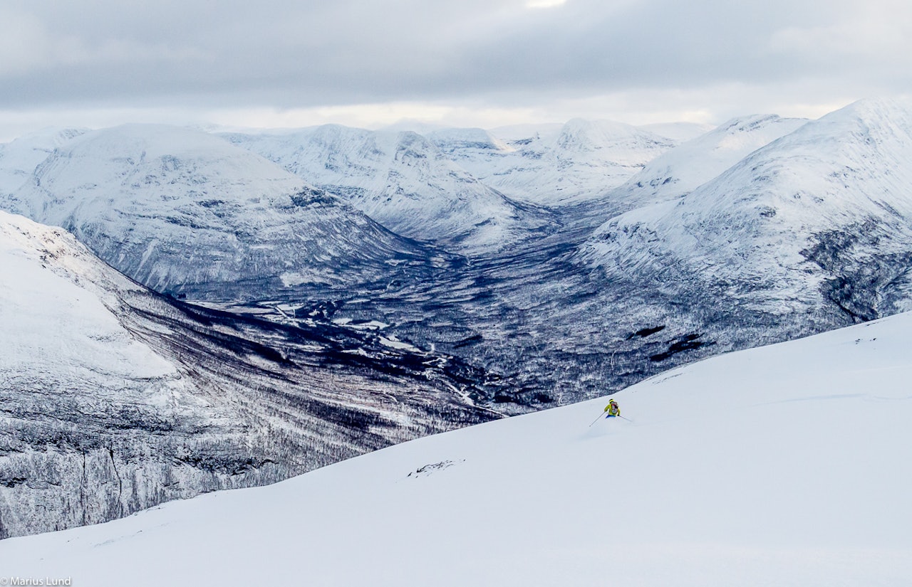 TAMOKDALEN: Slik så det ut i Tamokdalen i Troms i helga. Foto: Sanna Kvaal TAMOKDALEN: Slik så det ut i Tamokdalen i Troms i helga. Foto: Sanna Kvaal