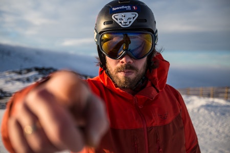 SKIPOLITI: Eirik Finseth aksepterer ikke skrensing i bakken, med mindre det er strengt tatt nødvendig. Bilde: Christian Nerdrum SKIPOLITI: Eirik Finseth aksepterer ikke skrensing i bakken, med mindre det er strengt tatt nødvendig. Bilde: Christian Nerdrum