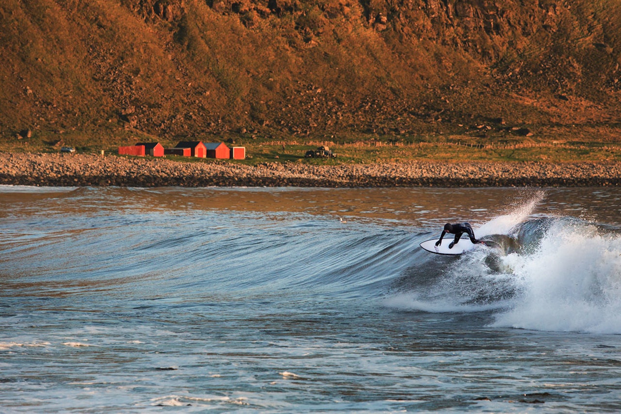 FLYTTET: Joacim Nyhaugen dro nordover på bølgejakt. Det ga full score. Foto: Joakim Andreassen FLYTTET: Joacim Nyhaugen dro nordover på bølgejakt. Det ga full score. Foto: Joakim Andreassen