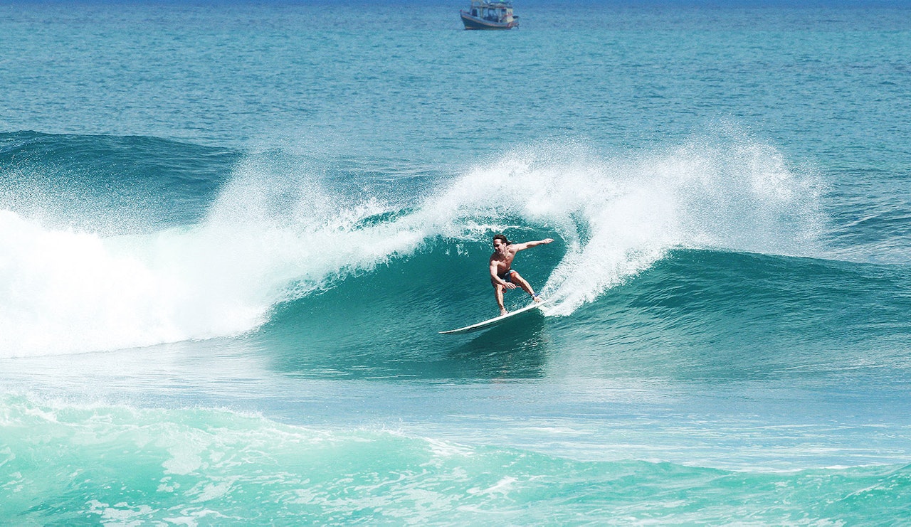 LAR SEG FRISTE: Det er mange grunner til at Andreas Møgster stadig kommer tilbake til Bali og reiser hjem med gode minner fra cutbacks som denne på Balangan. Bilde: Emil Kjos Sollie LAR SEG FRISTE: Det er mange grunner til at Andreas Møgster stadig kommer tilbake til Bali og reiser hjem med gode minner fra cutbacks som denne på Balangan. Bilde: Emil Kjos Sollie