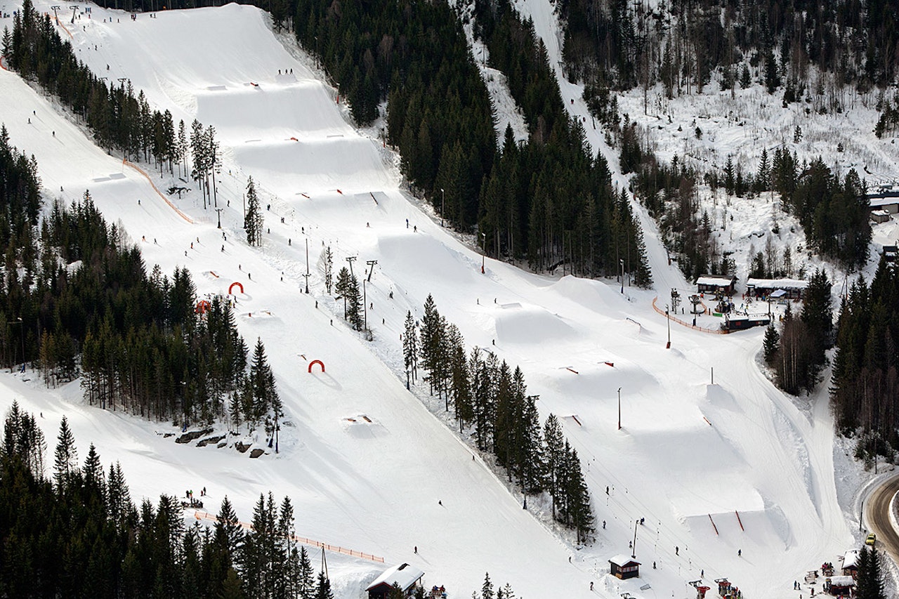 SELGES: Hakdal Idrettslag er svært nær å ta over Varingskollen. Foto: Oslo Snowparks SELGES: Hakdal Idrettslag er svært nær å ta over Varingskollen. Foto: Oslo Snowparks