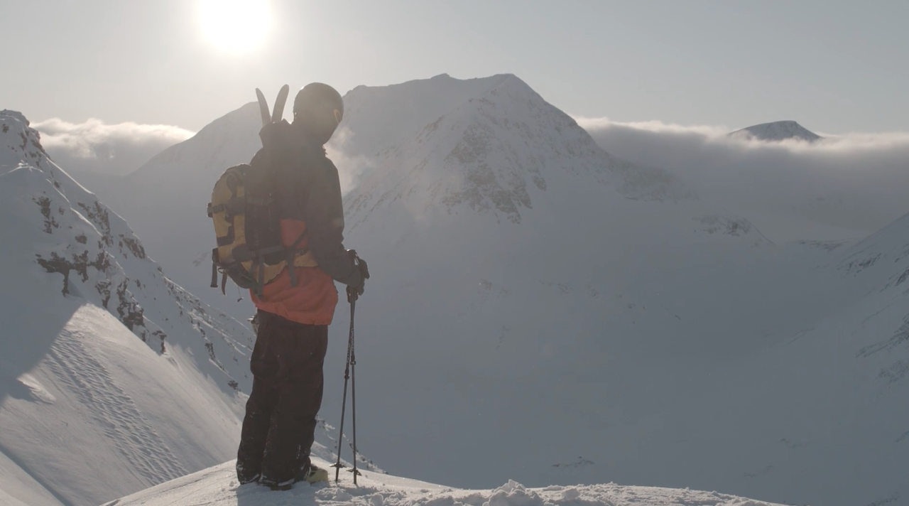 RIKSGRÄNSEN: Bli med kjørerne fra Armada til Sverige. Foto: Skjermdump RIKSGRÄNSEN: Bli med kjørerne fra Armada til Sverige. Foto: Skjermdump