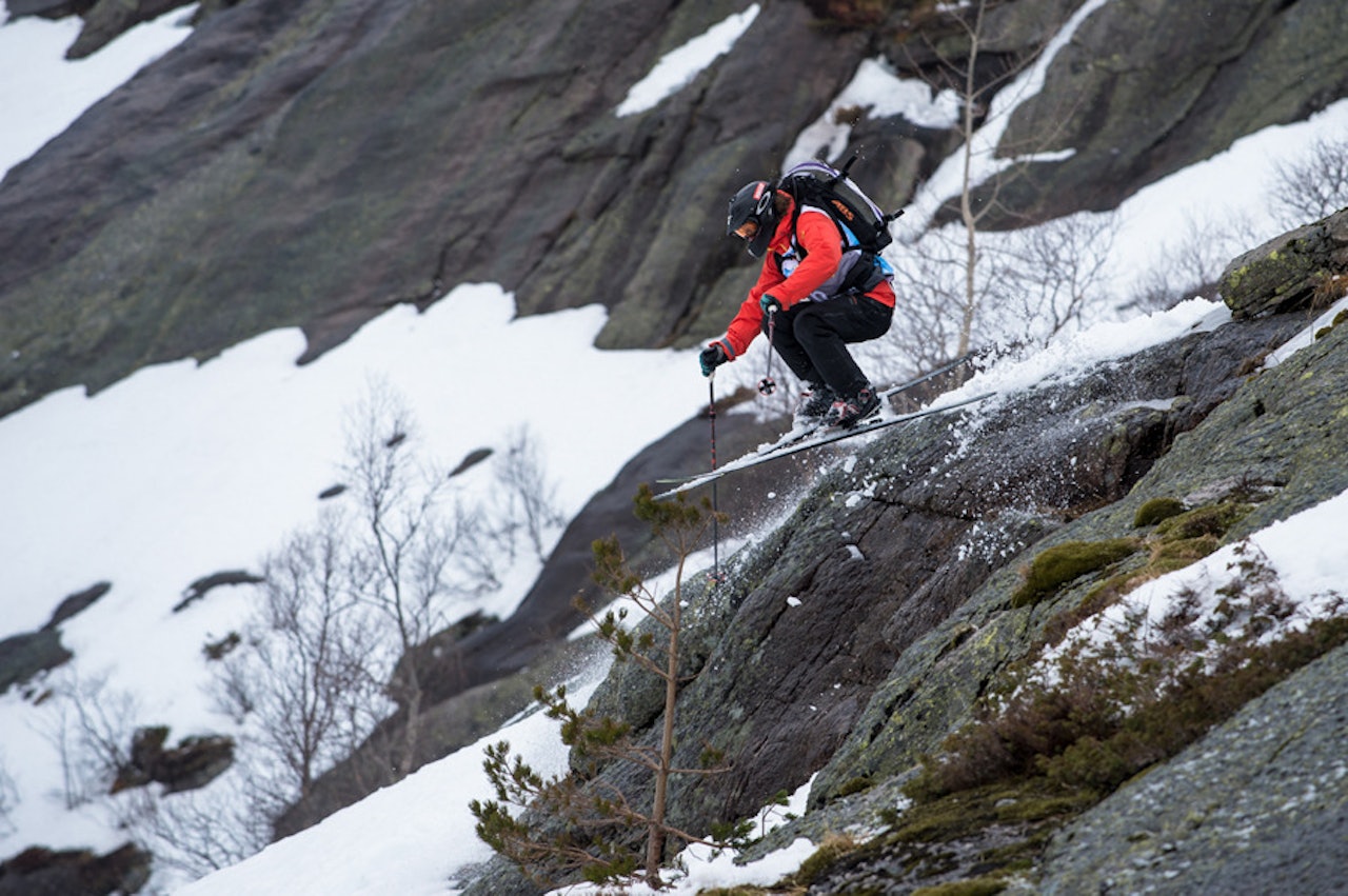 SISTE MANN PÅ TOPP: Sondre Loftsgarden vil bli stående som siste vinner av telemarkklassen i Freeride-cupen. Bilde: Andreas Kalvig Anderson SISTE MANN PÅ TOPP: Sondre Loftsgarden vil bli stående som siste vinner av telemarkklassen i Freeride-cupen. Bilde: Andreas Kalvig Anderson