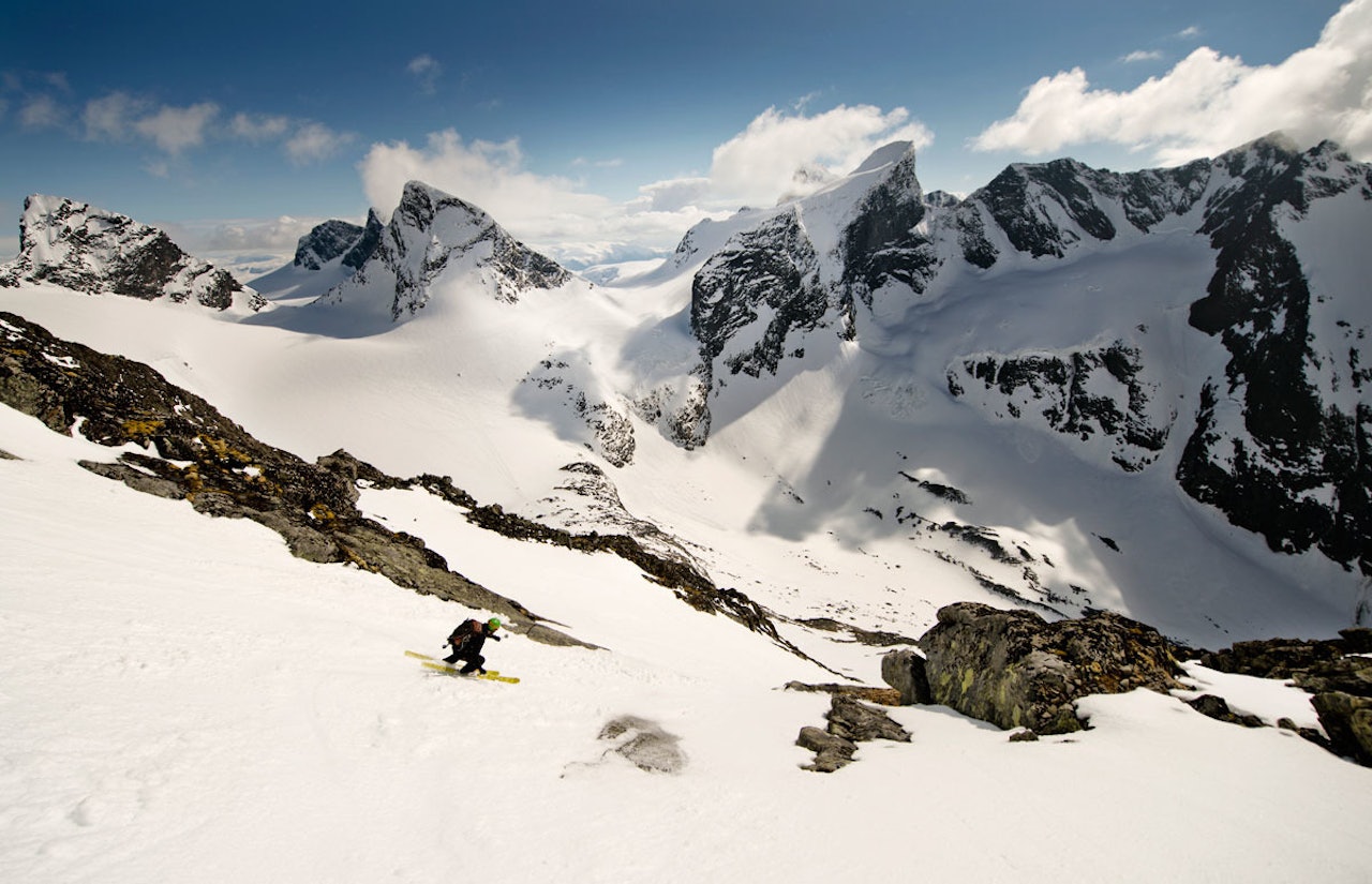 HIGH CAMP TURTAGRØ: Torsdag starter verdens største og beste toppturfestival på Turtagrø i Jotunheimen. Foto: Martin I. Dalen HIGH CAMP TURTAGRØ: Torsdag starter verdens største og beste toppturfestival på Turtagrø i Jotunheimen. Foto: Martin I. Dalen