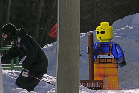 FRYKTER FORVIRRING: Legos PR-avdeling er redd koblinga mellom de danske lekene og Salomons jibbere kan skape forvirring. Derfor krevde de at Salomon fjernet den siste episoden av webserien Salomon Freeski TV.