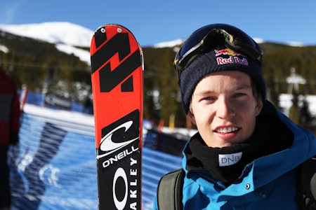 ALL I WANT FOR X-MAS IS X: Øystein Bråten har utvilsomt vært flink nok, men har han vært snill nok slik at X Games-nissen kommer og legger et startnummer under juletreet i år? Foto: Christopher Frankum ALL I WANT FOR X-MAS IS X: Øystein Bråten har utvilsomt vært flink nok, men har han vært snill nok slik at X Games-nissen kommer og legger et startnummer under juletreet i år? Foto: Christopher Frankum