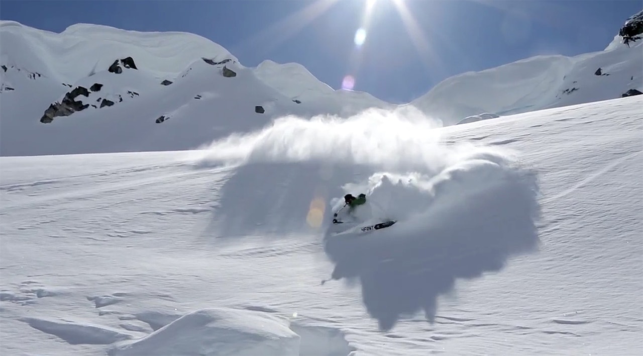 WEBSERIE: Se gutta shredde Whistler i den første episoden av Dynafits nettserie. Foto: Sjermdump WEBSERIE: Se gutta shredde Whistler i den første episoden av Dynafits nettserie. Foto: Sjermdump