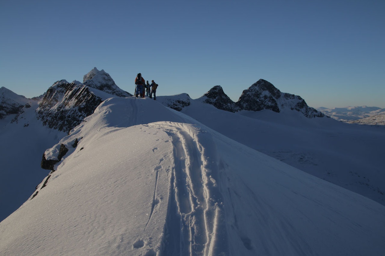 VINTER: Geite i Jotunheimen serverte skiføre av ypperste merke – i hvert fall for november- i helga. Foto: Trygve Veslum 