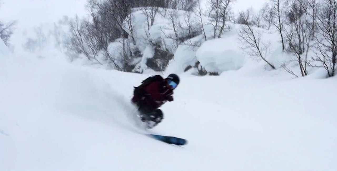 ALLSIDIG: Filmen er allsidig, men er mest i parken. Likevel fikk de sneket seg litt utenfor heisen. Foto: Skjermdump ALLSIDIG: Filmen er allsidig, men er mest i parken. Likevel fikk de sneket seg litt utenfor heisen. Foto: Skjermdump