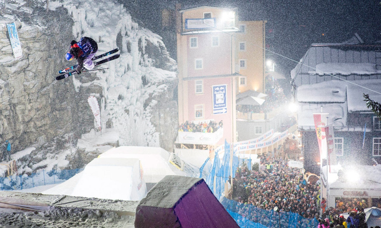 COMEBACK: Den urbane slopestylekonkurransen RedBull Playstreets gjør comeback til vinteren. Foto: RedBull Content Pool. COMEBACK: Den urbane slopestylekonkurransen RedBull Playstreets gjør comeback til vinteren. Foto: RedBull Content Pool.