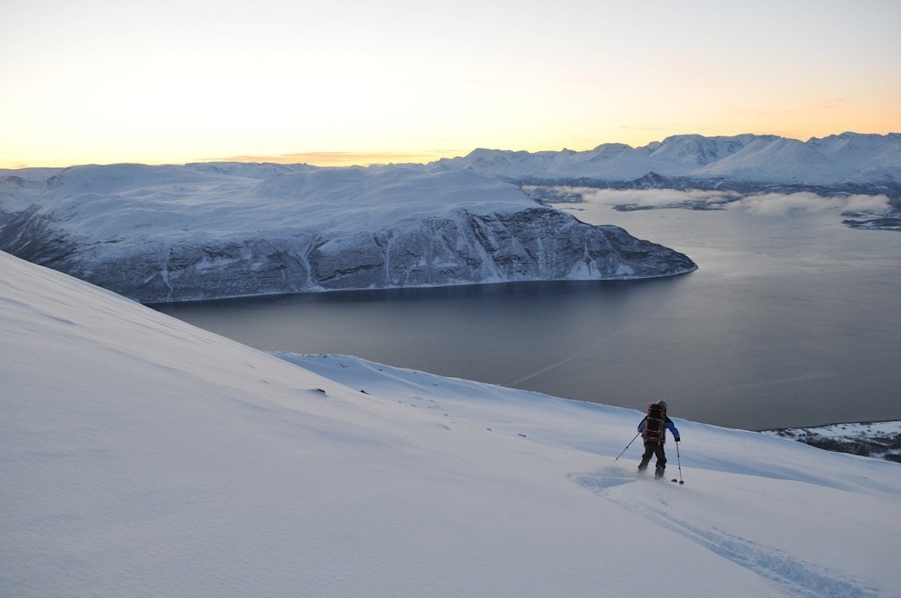 VINNER: Giilavarri i Troms får mest snø før påske av toppturfjella i Norge. Foto: Espen Nordahl