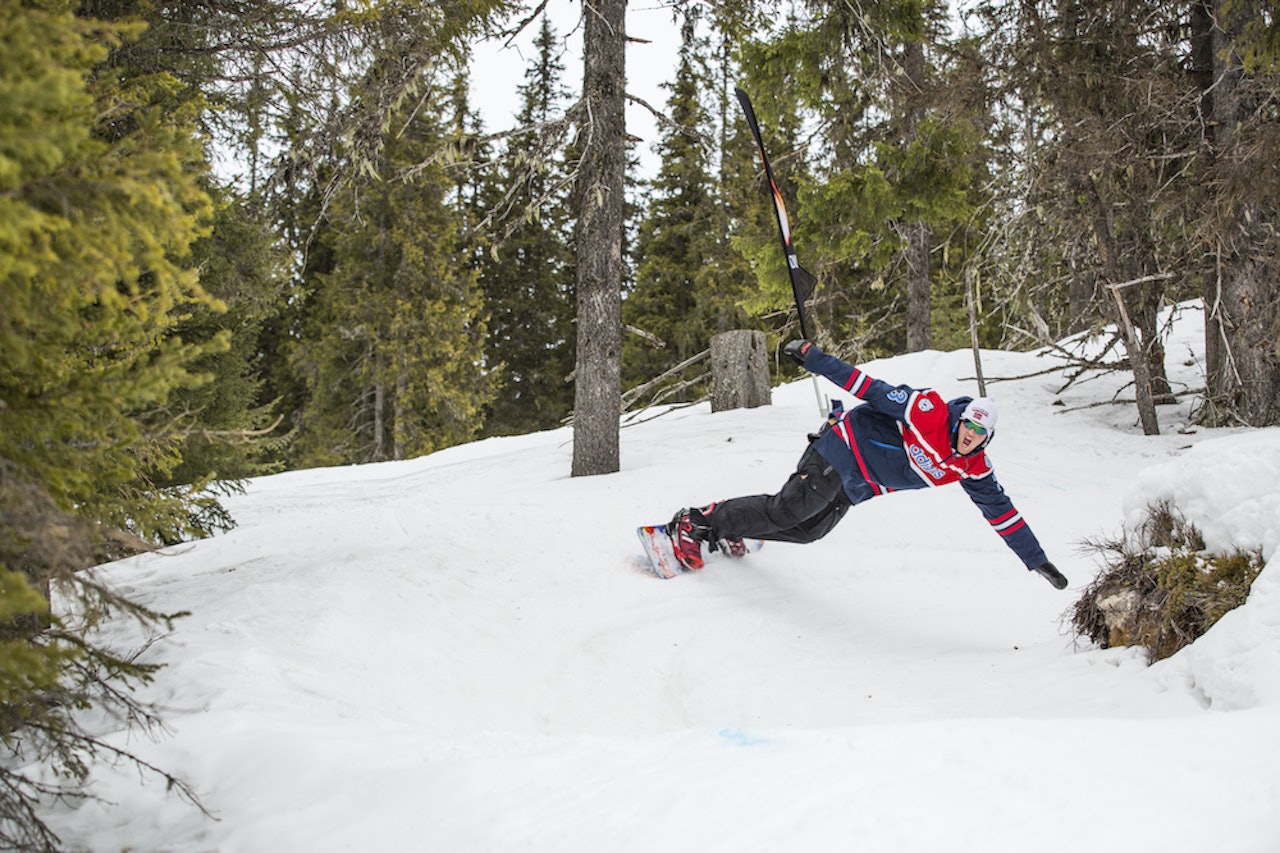Banked Slalom: Det gikk fort i svingene gjennom mountain-bike løypene i Hafjell under The Team Battle 2015. Foto: Daniel Tengs Banked Slalom: Det gikk fort i svingene gjennom mountain-bike løypene i Hafjell under The Team Battle 2015. Foto: Daniel Tengs