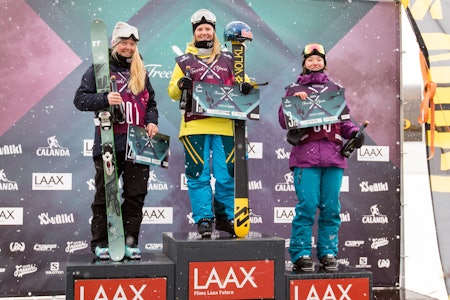 COMEBACK-JENTA: Tiril Sjåstad Christiansen bekrefta nok en gang at hun er verdens beste. Lørdag vant hun European Open i Laax, og landskvinne Johanne Killi (til venstre) ble nummer to. Foto: NOR Freeski COMEBACK-JENTA: Tiril Sjåstad Christiansen bekrefta nok en gang at hun er verdens beste. Lørdag vant hun European Open i Laax, og landskvinne Johanne Killi (til venstre) ble nummer to. Foto: NOR Freeski