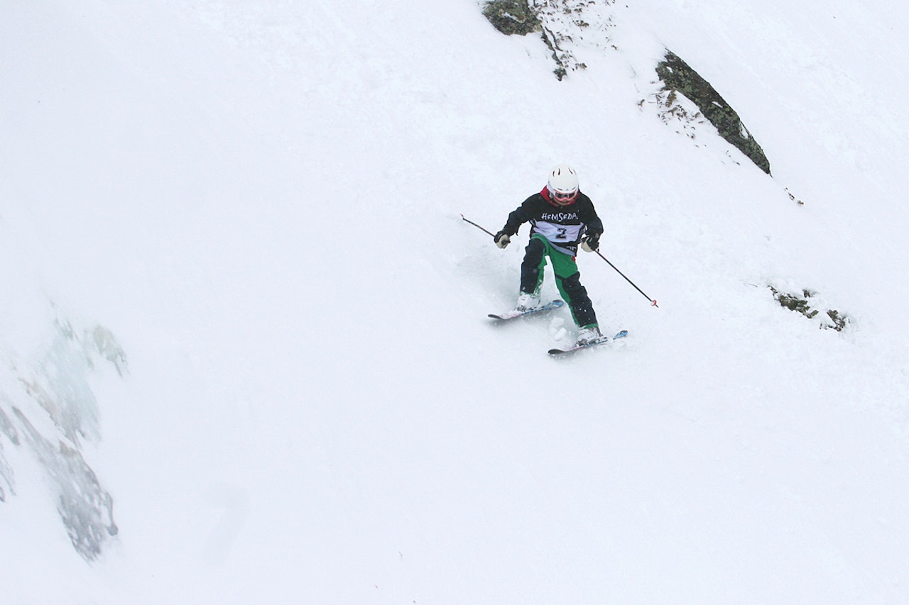 TALENT: Fie Dahl Landrø kjørte i den yngste klassen, og leverte en knallprestasjon i Mortenskaret. Foto: Anders Romberg TALENT: Fie Dahl Landrø kjørte i den yngste klassen, og leverte en knallprestasjon i Mortenskaret. Foto: Anders Romberg
