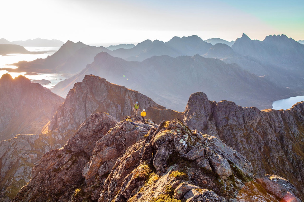 REKA: Vesterålen er fint altså. Her fra fjellet Reka denne helga. Foto: Matias Myklebust REKA: Vesterålen er fint altså. Her fra fjellet Reka denne helga. Foto: Matias Myklebust