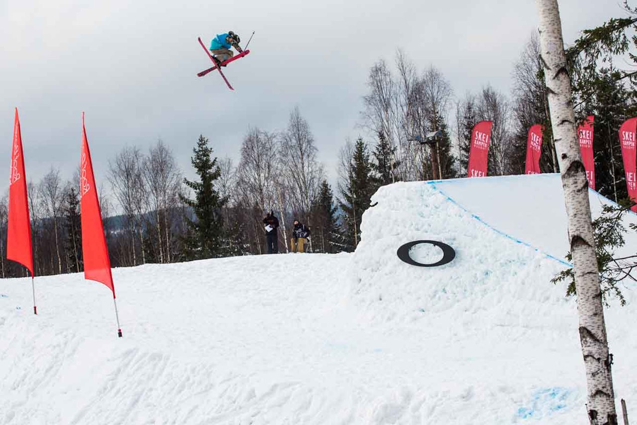 SEIER: Vebjørn Svorkmo var best i fredagens norgescup i big air i Wyllerløypa i Oslo. Foto: Andreas Løve Storm Fausko
